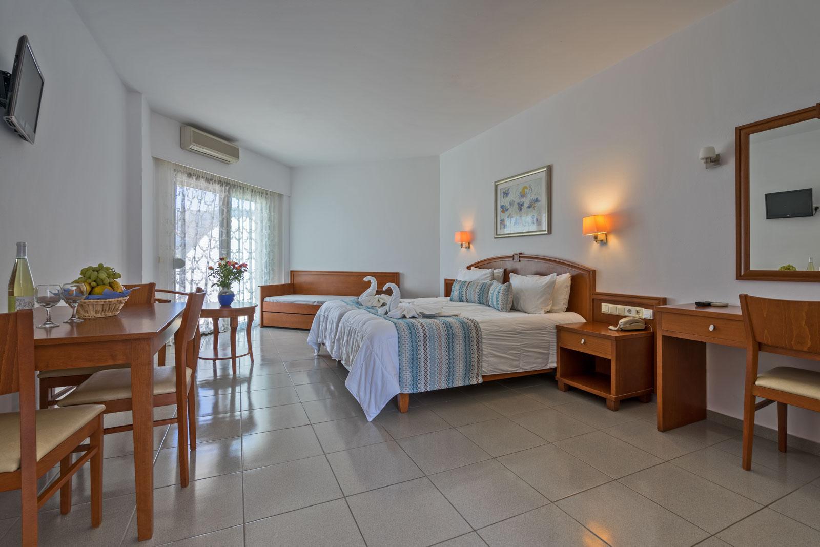 Delfina Boutique Hotel Paralia Kourna Exterior foto